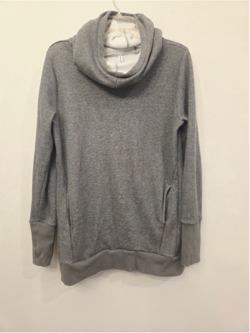 Women's Fabletics Grey Cowl Neck Hoodie Sweatshirt Size Medium